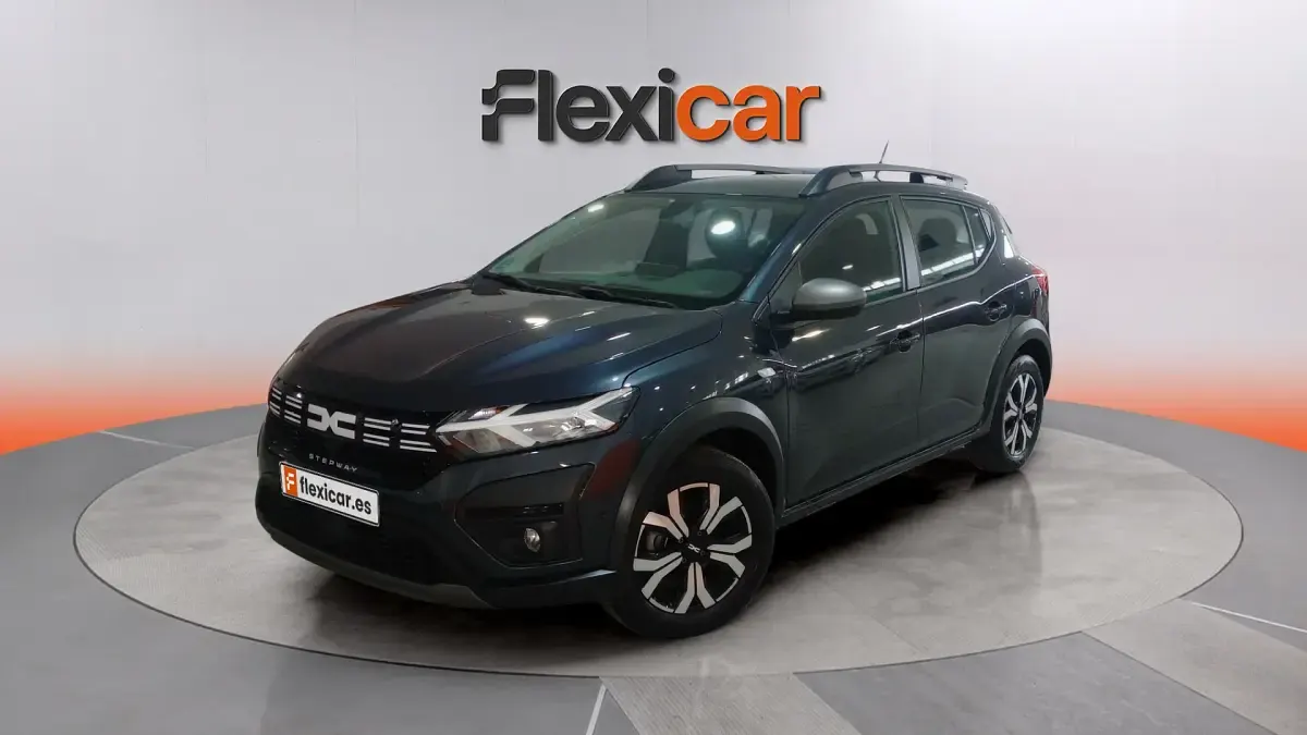 Usado Dacia Sandero Essentiel 91 CV (66 kW) 2023 Gris Berlina