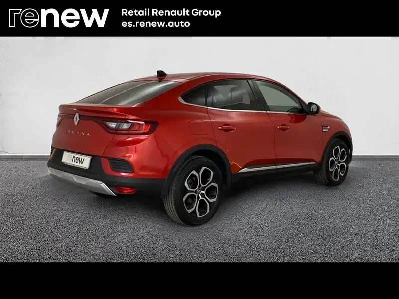 Usado Renault Arkana Techno 145 CV (106 kW) 2023 Rojo SUV