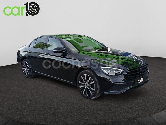 Usado Mercedes E400 330 CV (242 kW) 2021 Negro Berlina