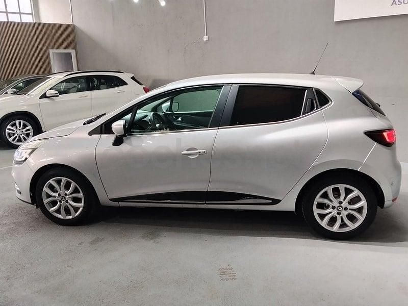 Usado Renault Clio IV LIMITED 90 CV (66 kW) 2018 Gris / plata Berlina