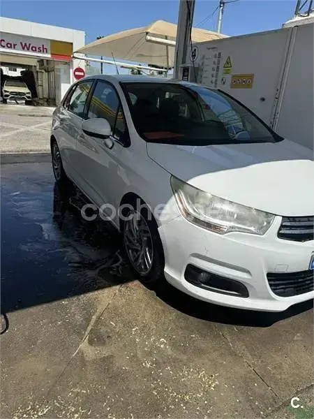 Usado Citroën C4 112 CV (82 kW) 2013 Blanco Berlina