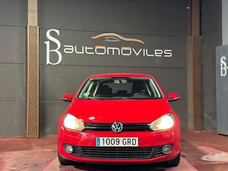 Usado VW Golf VI Advance 105 CV (77 kW) 2009 Rojo Utilitario