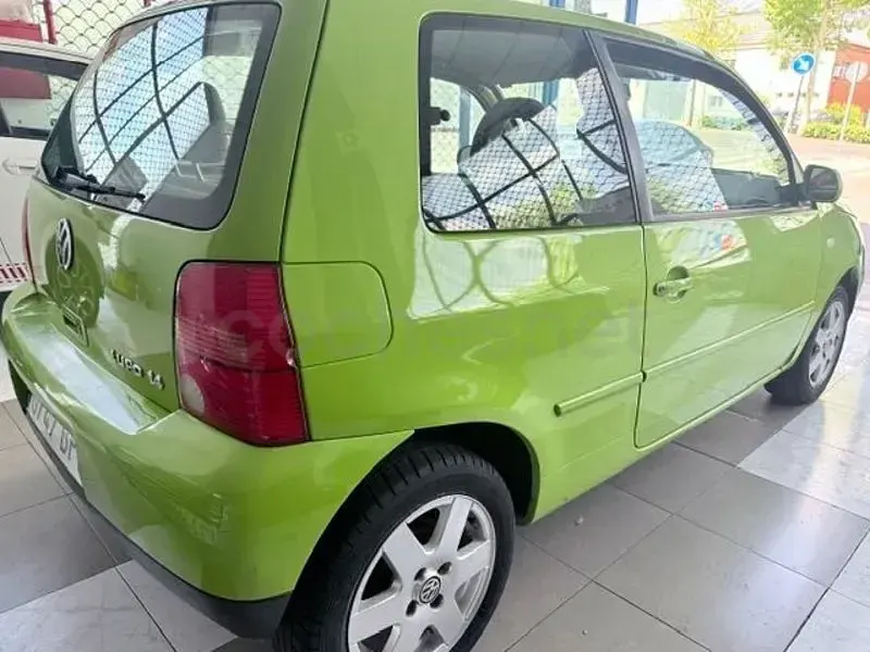 Usado VW Lupo Trendline 75 CV (55 kW) 2002 Verde Utilitario