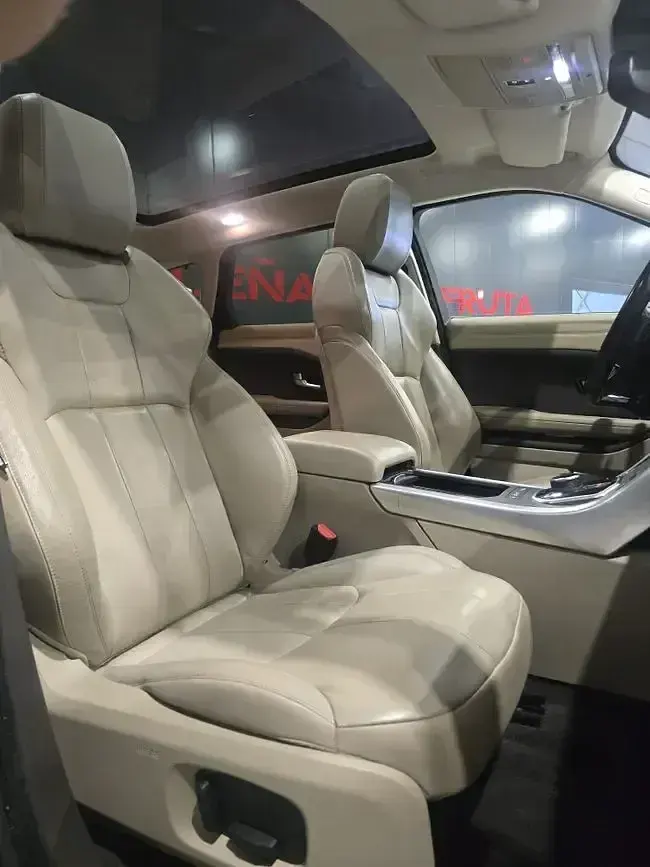 Occasion Land Rover Range Rover evoque HSE Dynamic 150 PK (110 kW) 2018 Zwart SUV