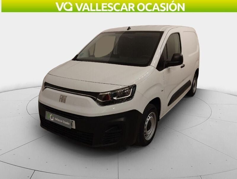 Blanco Usado 2023 Fiat Doblò Monovolumen | 15.900 € (Precio justo) - Imagen 1/4