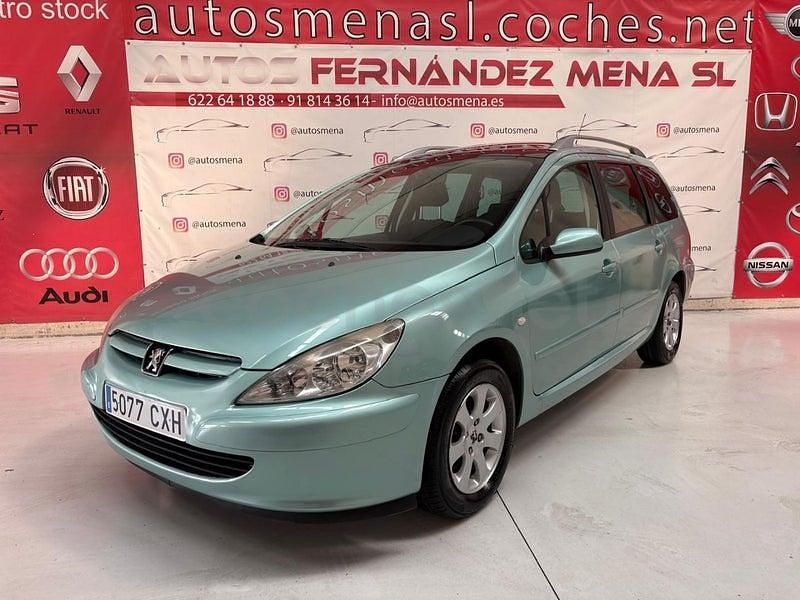 Usado Peugeot 307 110 CV (80 kW) 2004 Verde Familiar