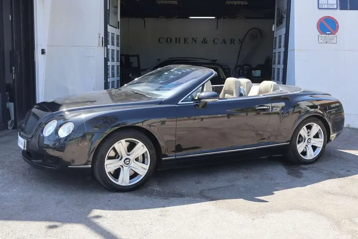 Usado Bentley Continental GT Mulliner 2006 Negro Coupe