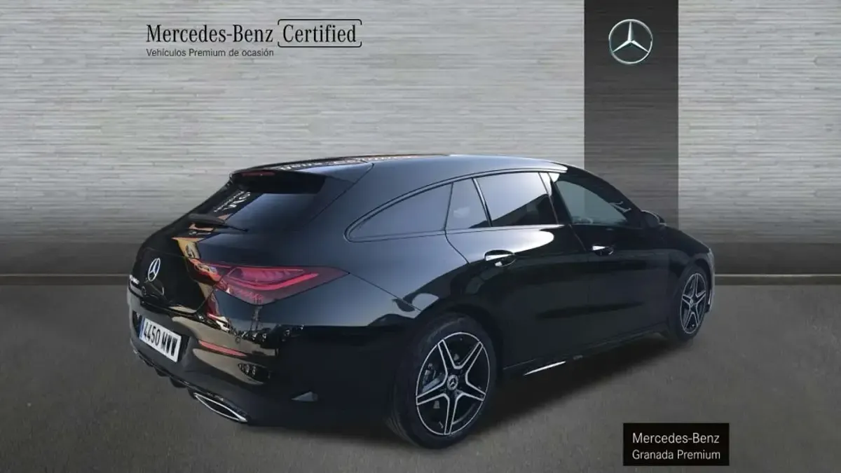 Usado Mercedes CLA200 150 CV (110 kW) 2024 Negro Coupe