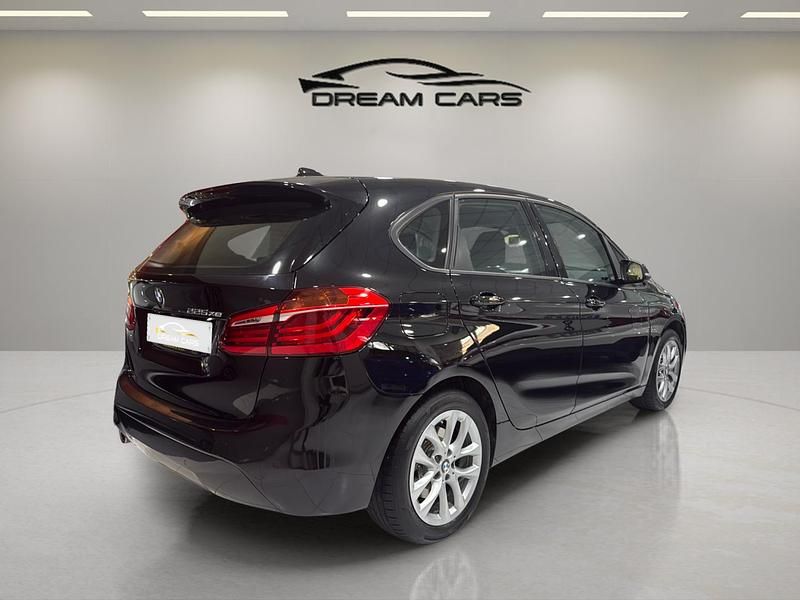 Usado BMW 225 Active Tourer iPerformance 224 CV (164 kW) 2021 Negro Monovolumen