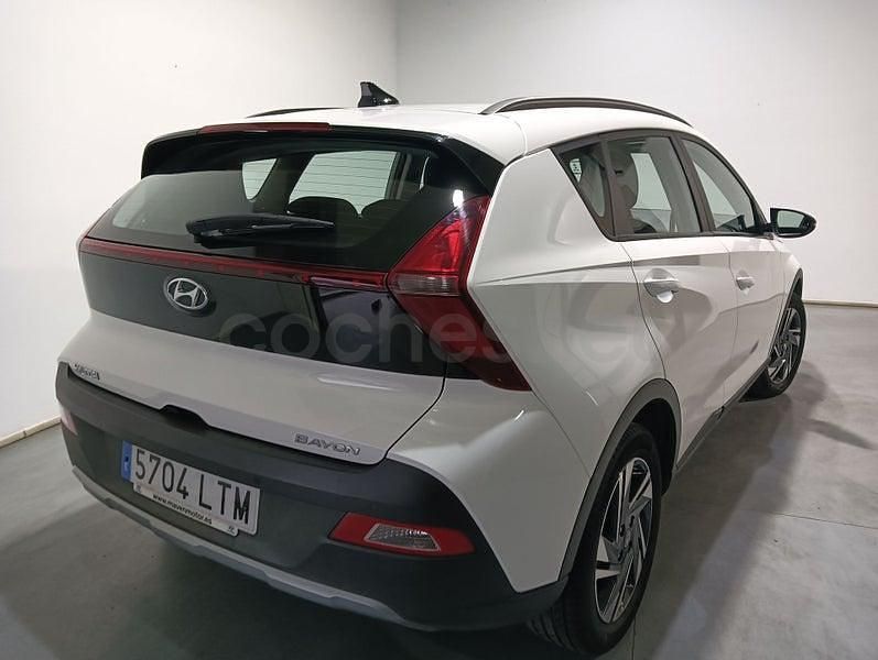 Usado Hyundai Bayon 84 CV (61 kW) 2021 Blanco SUV