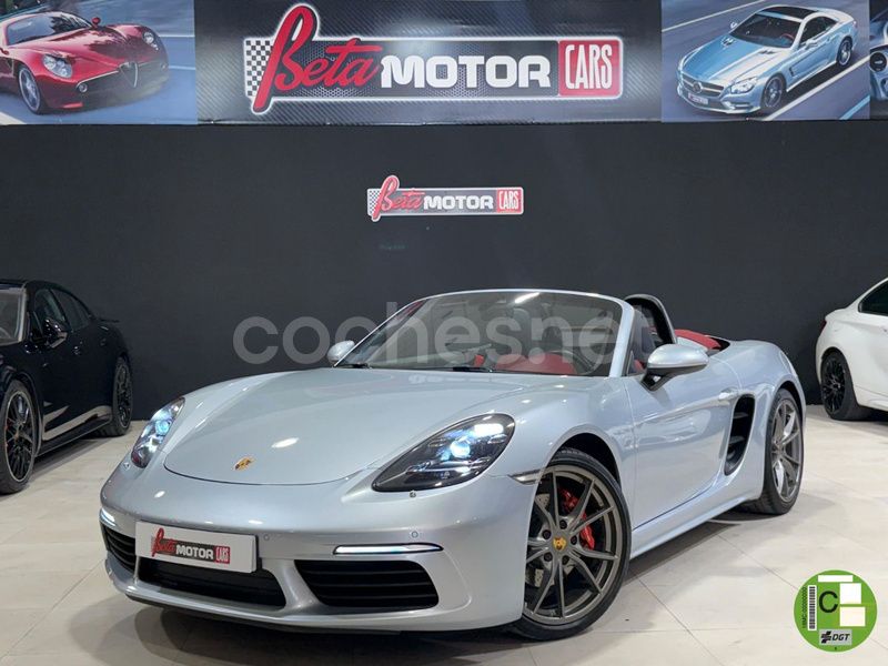 Gris / plata Usado 2016 Porsche 718 Boxster Descapotable | 56.990 € (Precio justo) - Imagen 1/4