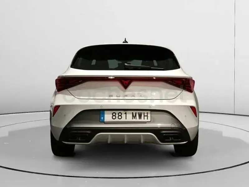 Usado Cupra Leon 150 CV (110 kW) 2024 Blanco Berlina