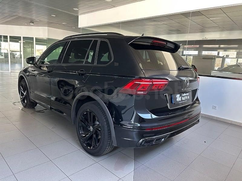 Usado VW Tiguan R-line 200 CV (147 kW) 2022 Negro SUV