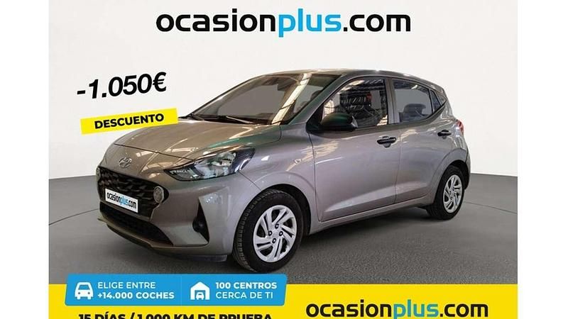 Plateado Usado 2022 Hyundai i10 Utilitario | 9319 € (Buen precio) - Imagen 1/4