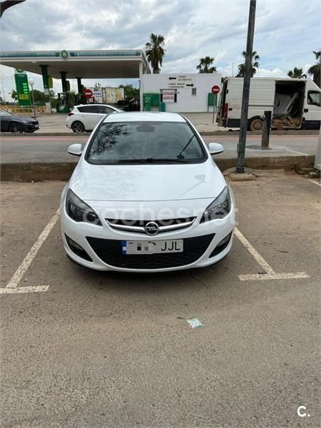 Blanco Usado 2015 Opel Astra Selective Berlina | 7100 € (Buen precio) - Imagen 1/4