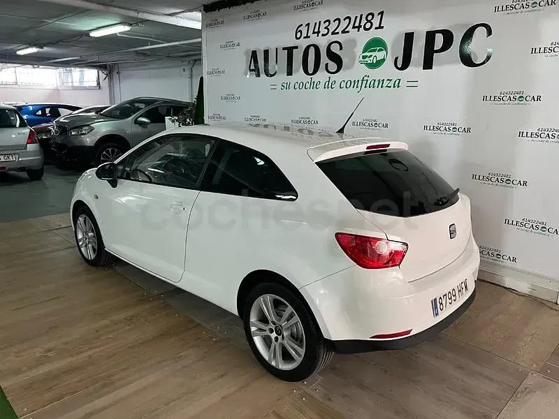 Usado Seat Ibiza SC Style 85 CV (62 kW) 2011 Blanco Utilitario