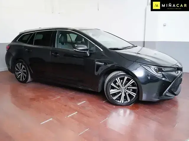 Usado Toyota Corolla Style 184 CV (135 kW) 2021 Negro Familiar
