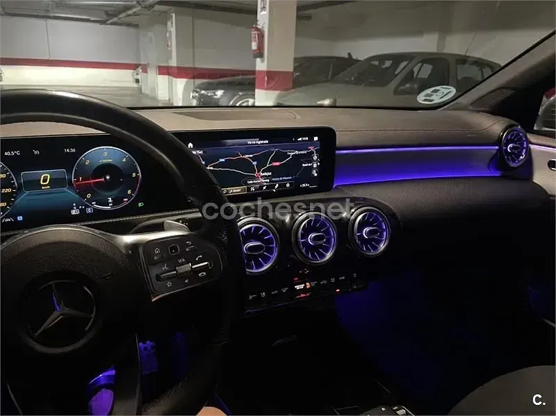 Usado Mercedes CLA220 190 CV (139 kW) 2020 Gris / plata Coupe