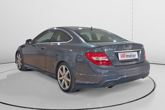 Usado Mercedes C220 170 CV (125 kW) 2015