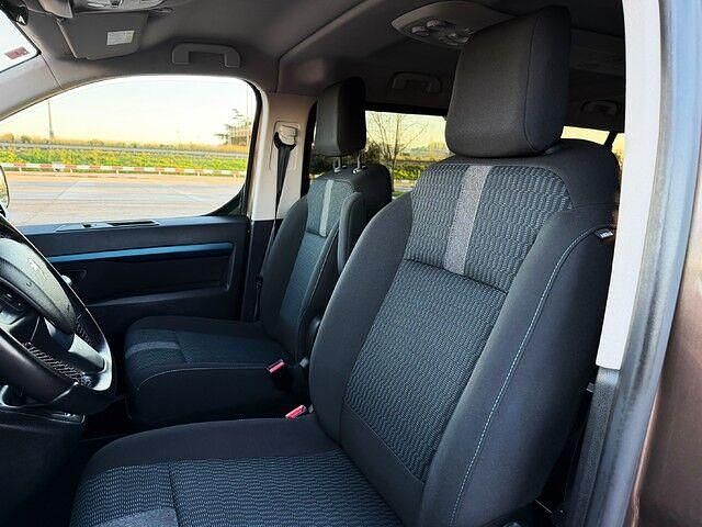 Usado Peugeot Traveller Active 122 CV (89 kW) 2019 Marrón Monovolumen