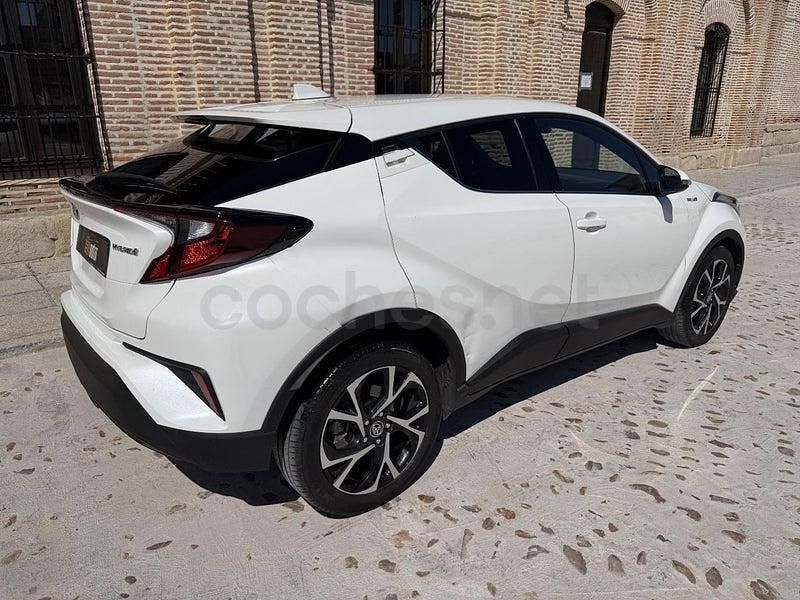Usado Toyota C-HR Advance 122 CV (89 kW) 2022 Blanco SUV