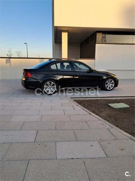 Negro Usado 2007 BMW 325 Berlina | 11.600 € (Precio justo) - Imagen 1/4