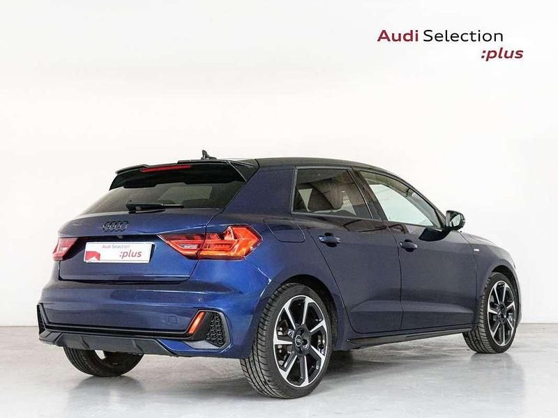 Usado Audi A1 Sportback Black Edition 116 CV (85 kW) 2025 Azul Utilitario