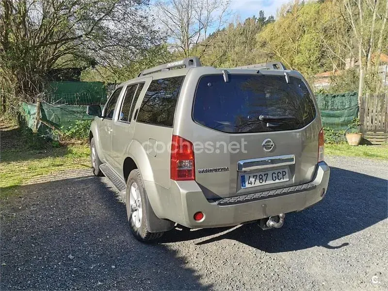 Usado Nissan Pathfinder 171 CV (125 kW) 2008 Beige SUV