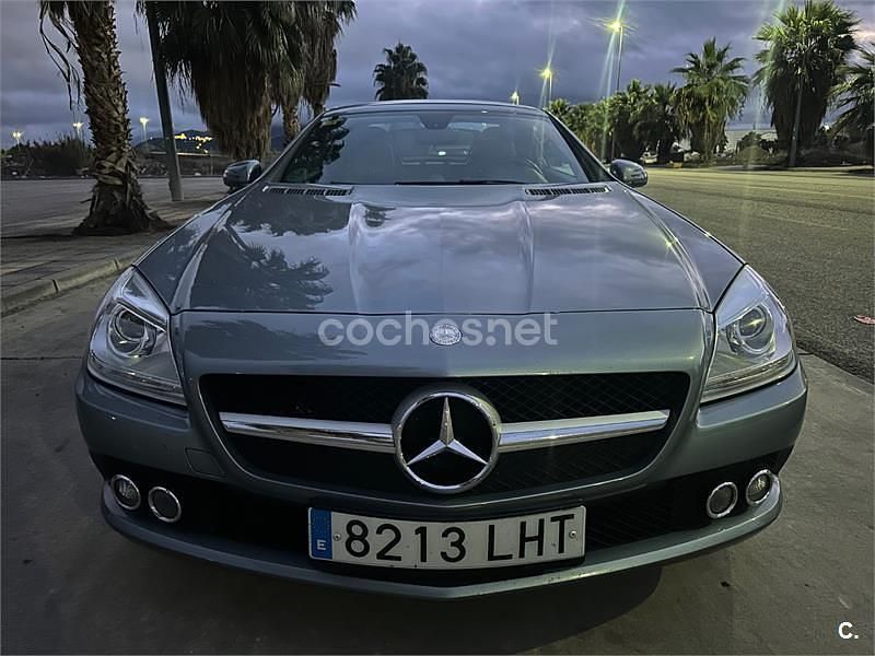 Usado Mercedes SLK200 184 CV (135 kW) 2011 Gris / plata Descapotable