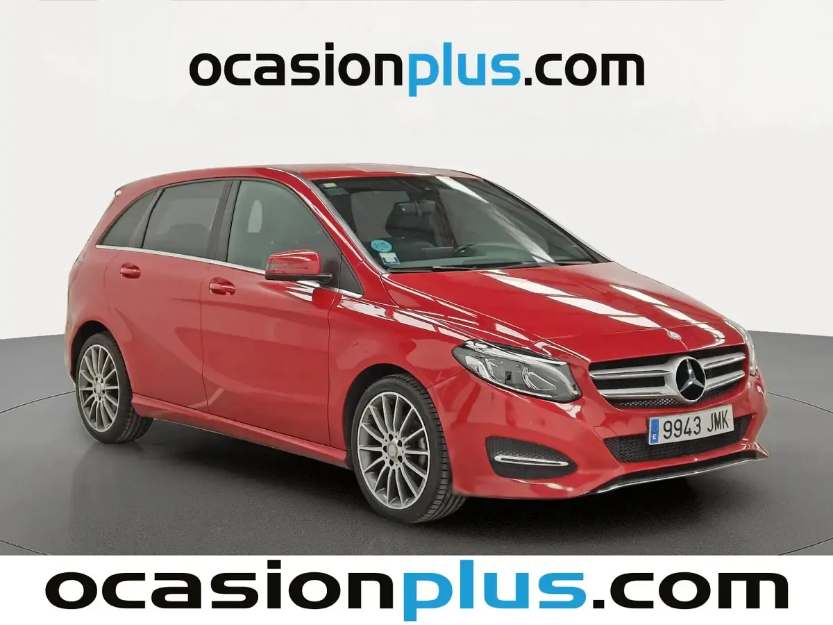 Begagnad Mercedes B180 109 HK (80 kW) 2016 Röd Minibuss