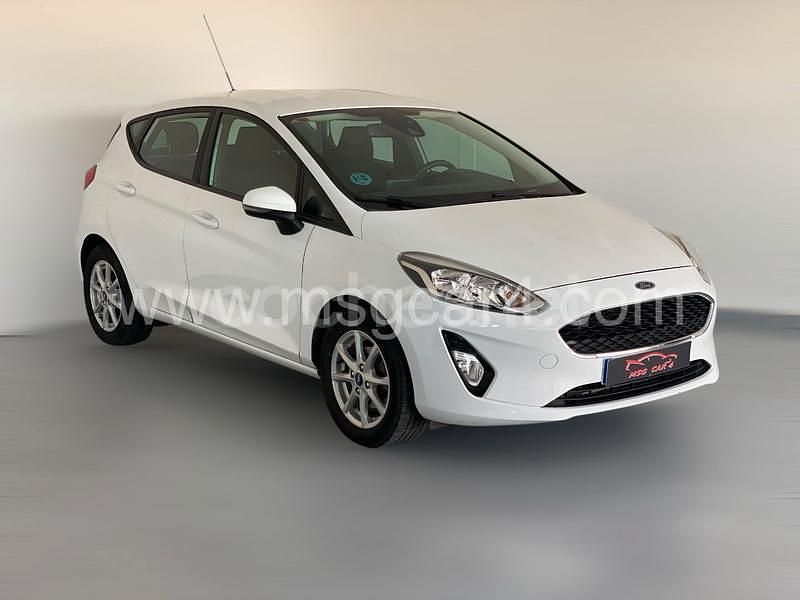 Blanco Usado 2019 Ford Fiesta Trend Utilitario | 9990 € (Precio justo) - Imagen 1/4