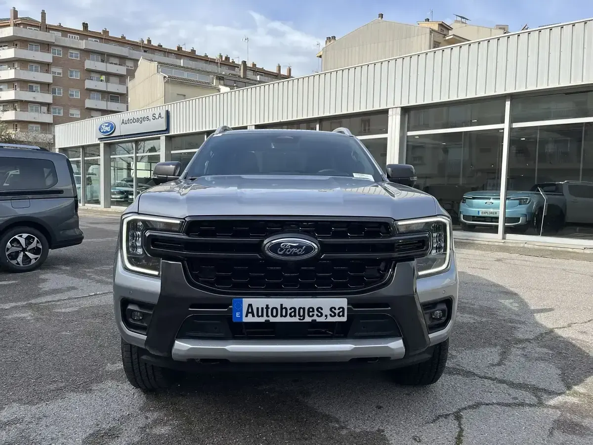 Nuevo Ford Ranger Wildtrack 240 CV (176 kW) 2026 Gris Pickup/Camioneta