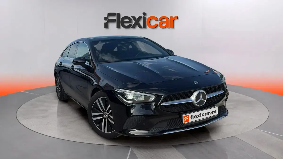 Usado Mercedes CLA200 Shooting Brake 150 CV (110 kW) 2020 Familiar