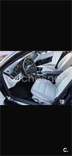 Usado Mercedes C220 Avantgarde 170 CV (125 kW) 2011 Azul Berlina