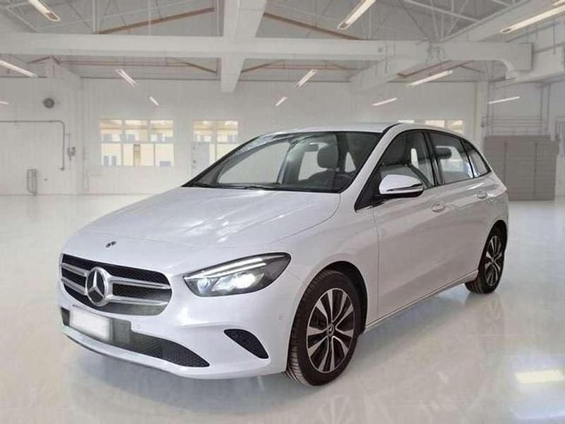 Usado Mercedes B250e 218 CV (160 kW) 2022 Blanco Monovolumen
