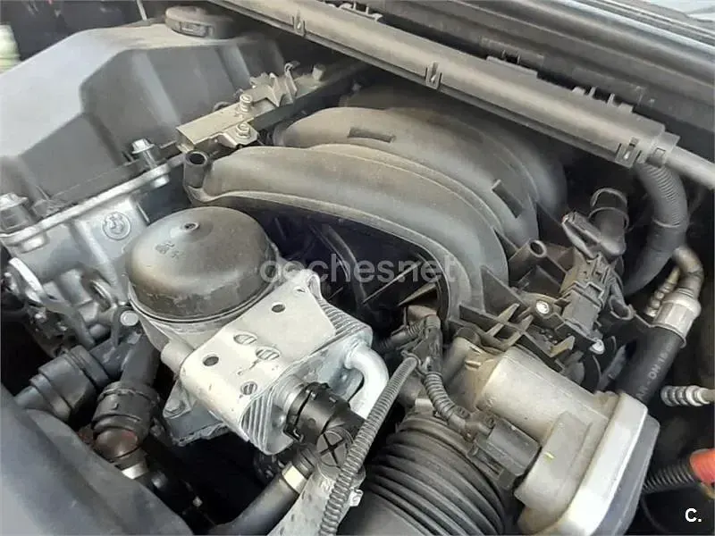 Usado BMW 118 129 CV (94 kW) 2006 Gris / plata Utilitario