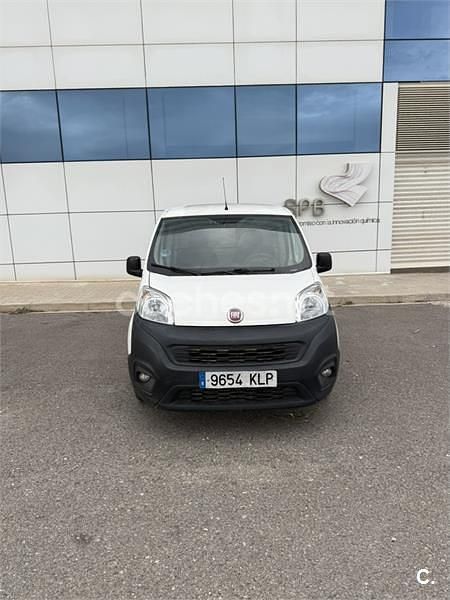Blanco Usado 2016 Fiat Fiorino Monovolumen | 5500 € (Precio justo) - Imagen 1/4