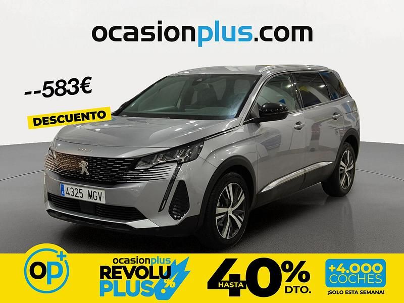 Usado Peugeot 5008 Allure 130 CV (95 kW) 2023 Gris SUV
