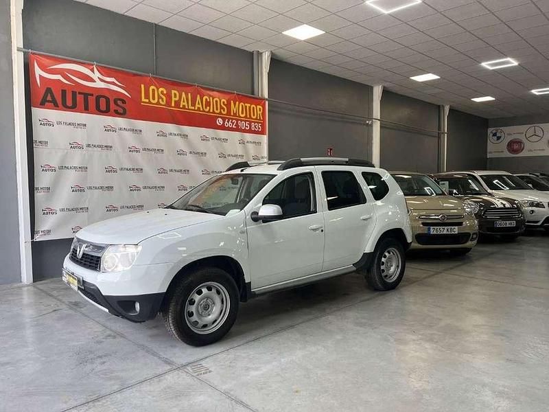 Usado Dacia Duster Lauréate 110 CV (80 kW) 2012 Blanco SUV