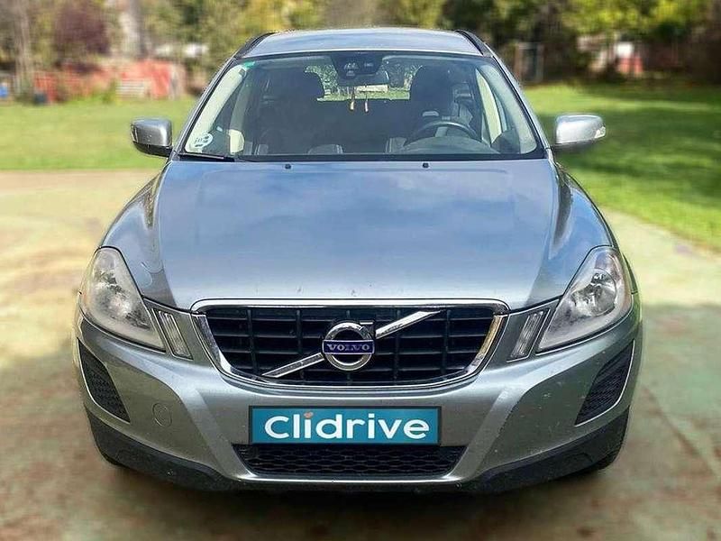 Usado Volvo XC60 Momentum 163 CV (119 kW) 2011 Gris SUV