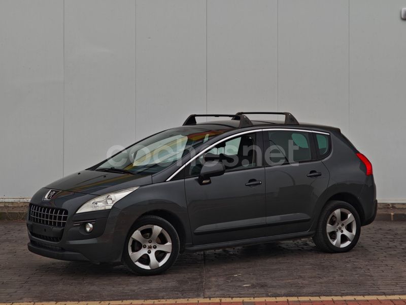 Gris / plata Usado 2012 Peugeot 3008 Active Berlina | 8000 € (Precio justo) - Imagen 1/4