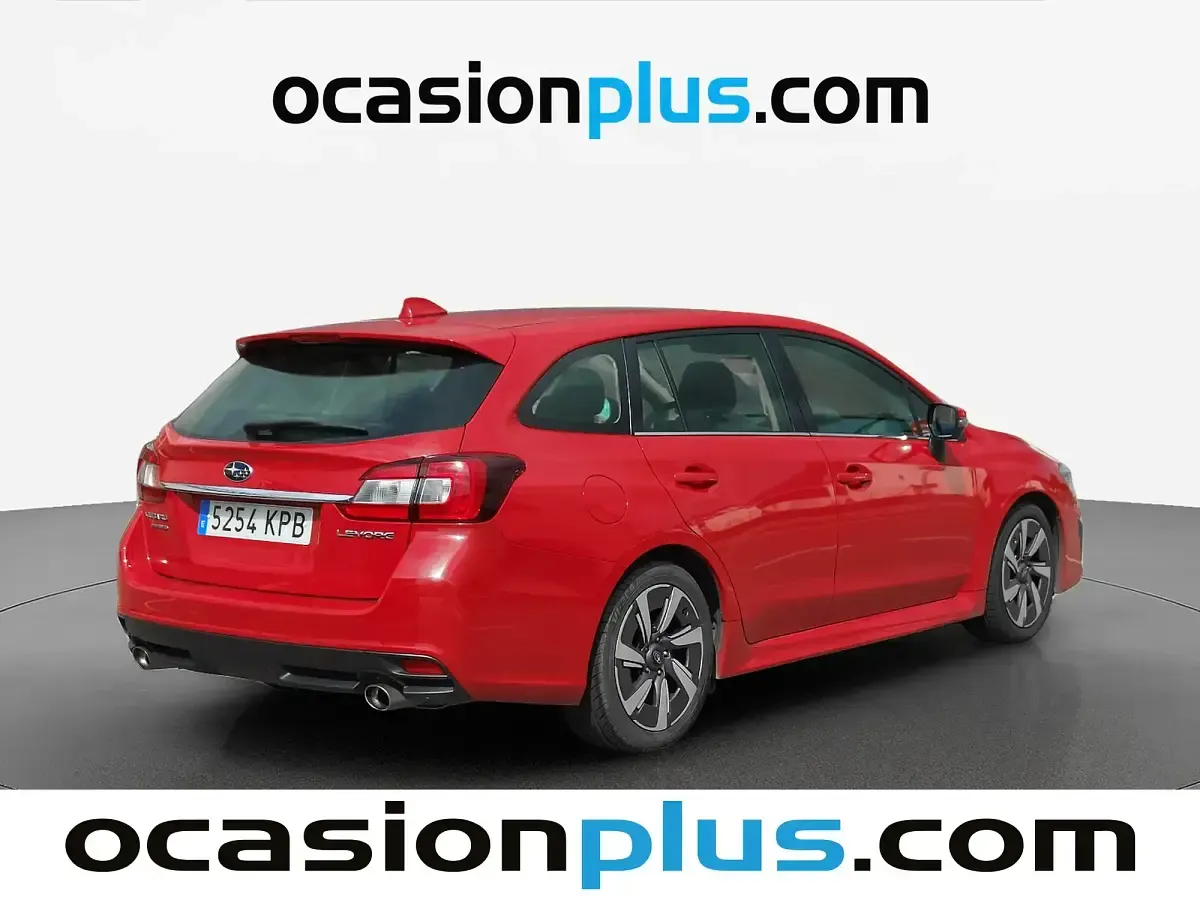 Usado Subaru Levorg Sport 170 CV (125 kW) 2018 Rojo Familiar