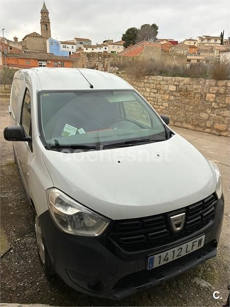 Usado Dacia Dokker 95 CV (69 kW) 2020 Blanco Monovolumen