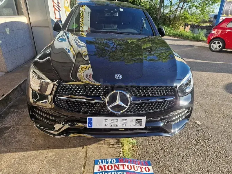 Usado Mercedes GLC220 194 CV (142 kW) 2020 Negro Coupe