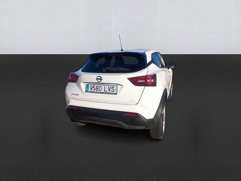 Usado Nissan Juke Acenta 114 CV (83 kW) 2021 Blanco SUV