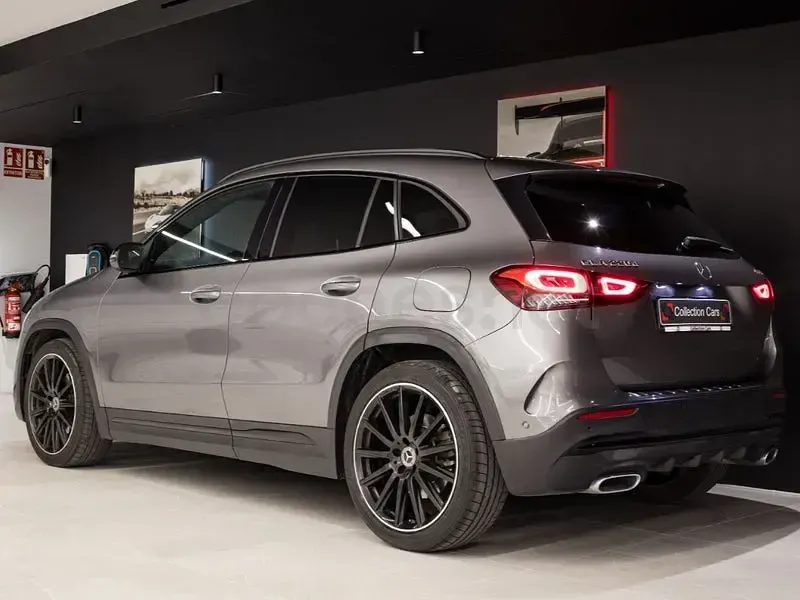 Usado Mercedes GLA220 190 CV (139 kW) 2020 Gris / plata SUV