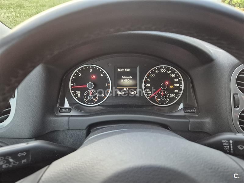 Usado VW Tiguan Sportline 150 CV (110 kW) 2015 Gris / plata SUV