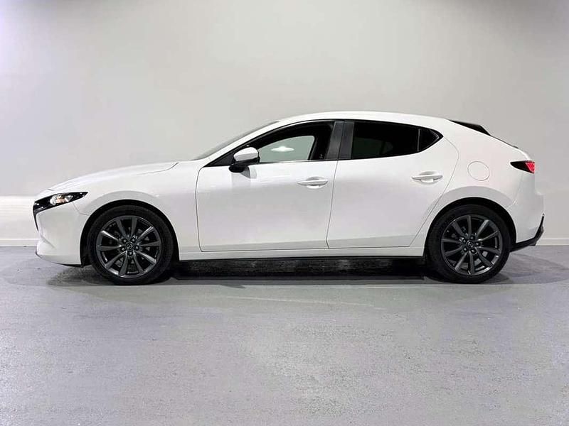 Usado Mazda 3 Prime-Line 140 CV (102 kW) 2025 Blanco Utilitario