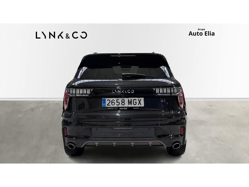 Usado Lynk & Co 01 261 CV (191 kW) 2023 Negro SUV