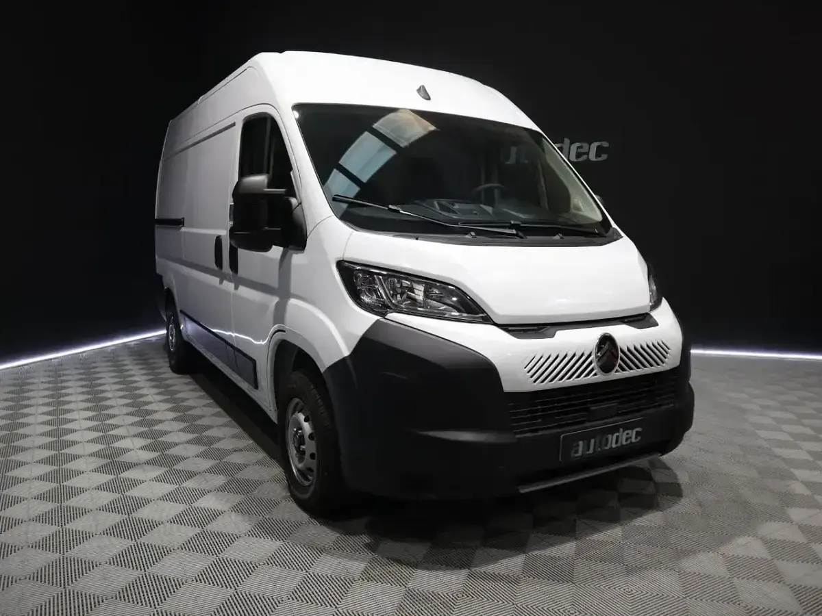 Nuevo Citroën Jumper 120 CV (88 kW) 2025 Blanco Monovolumen